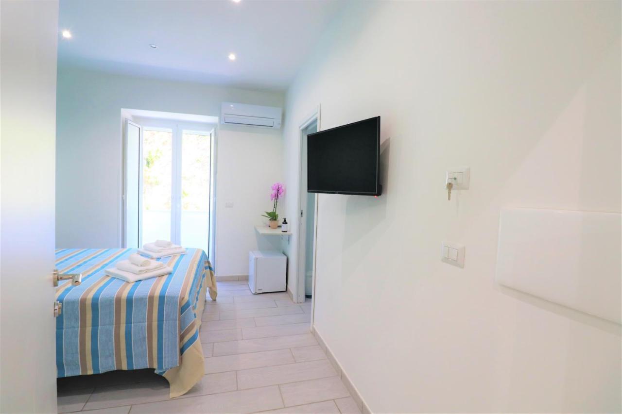 Bed&Blue Sorrento Hotel ภายนอก รูปภาพ