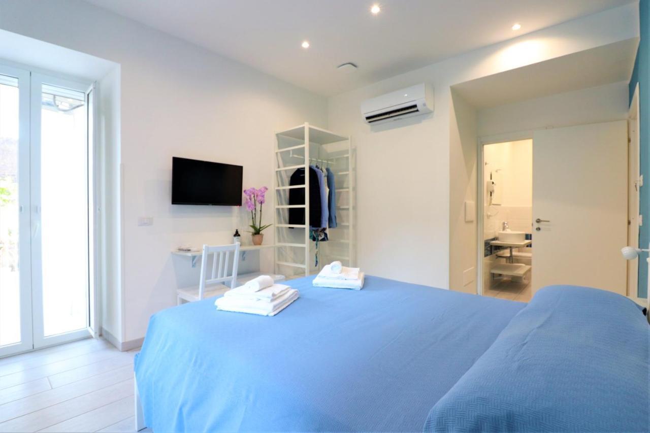 Bed&Blue Sorrento Hotel ภายนอก รูปภาพ