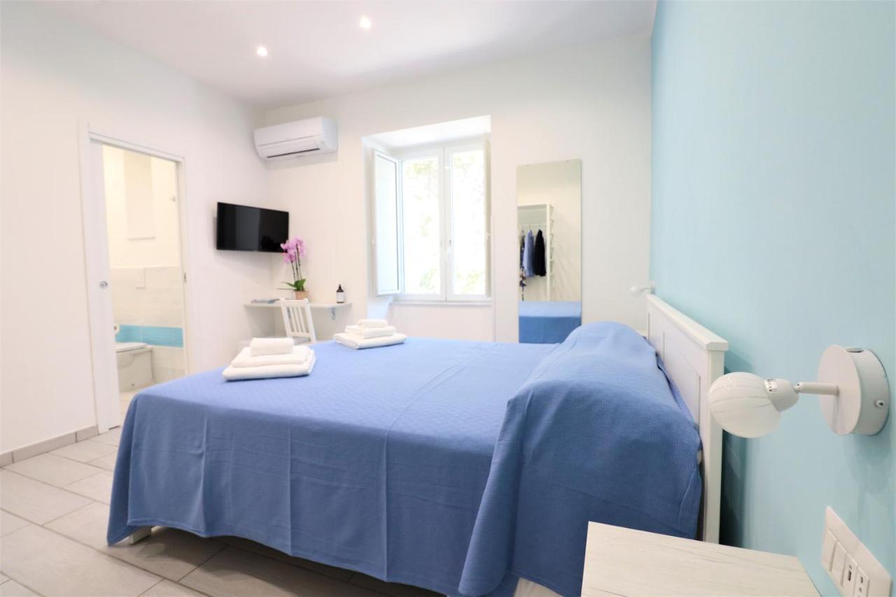 Bed&Blue Sorrento Hotel ภายนอก รูปภาพ
