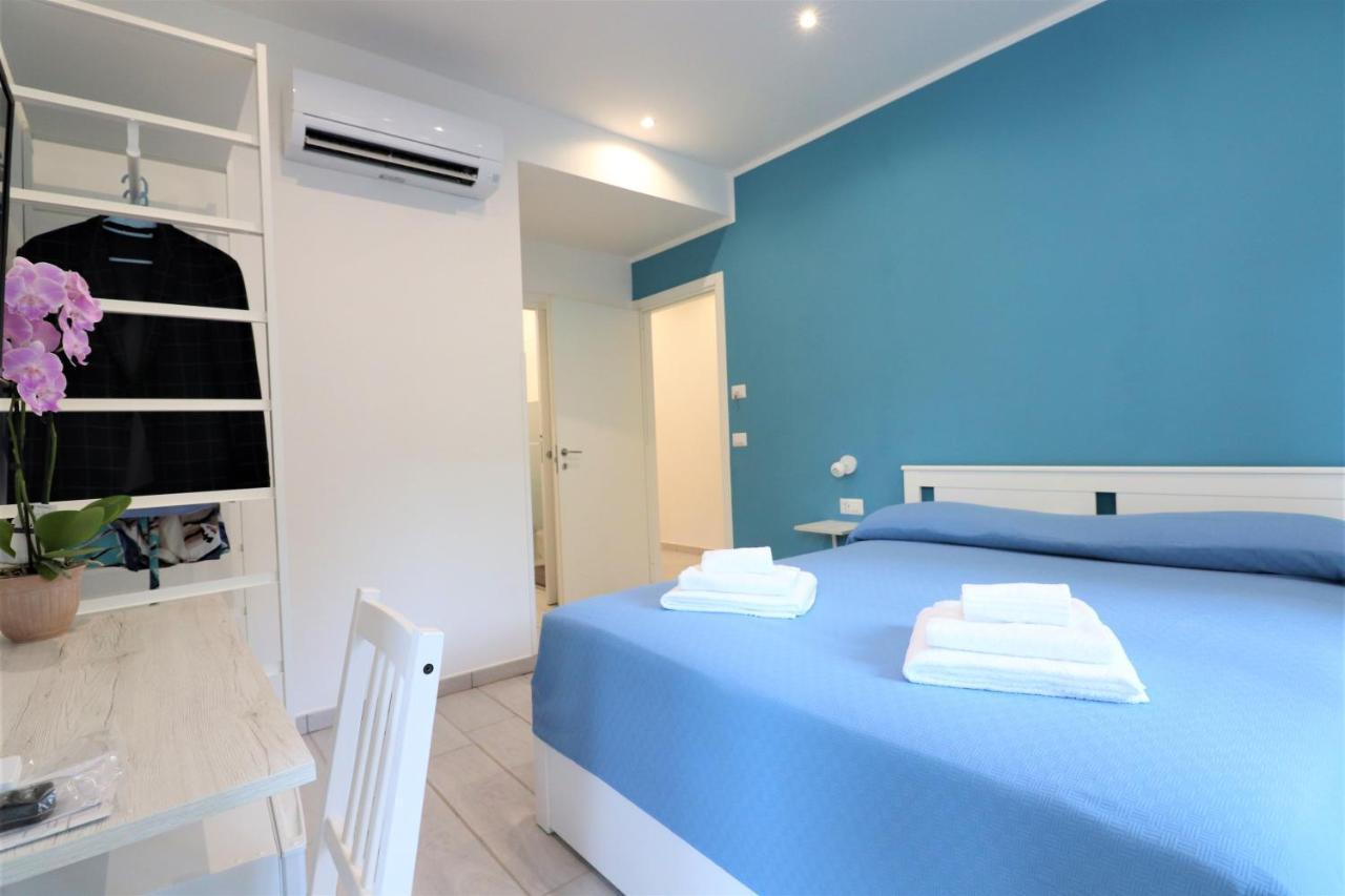 Bed&Blue Sorrento Hotel ภายนอก รูปภาพ