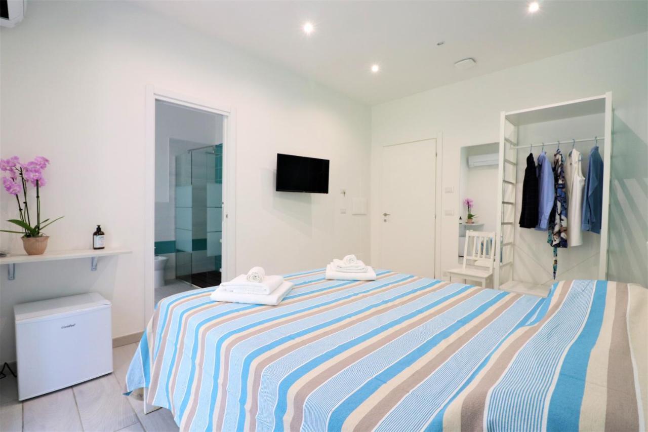 Bed&Blue Sorrento Hotel ภายนอก รูปภาพ
