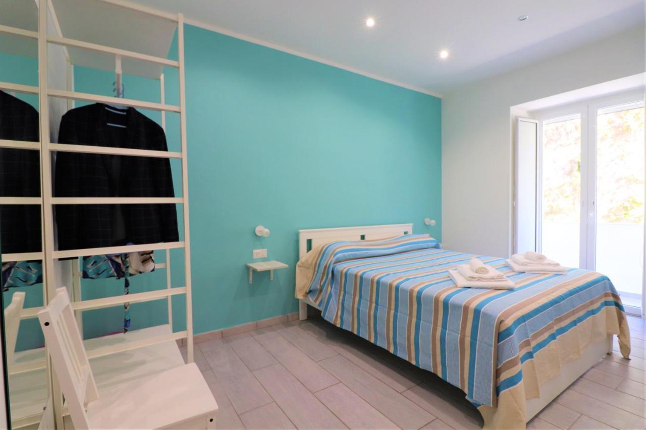Bed&Blue Sorrento Hotel ภายนอก รูปภาพ