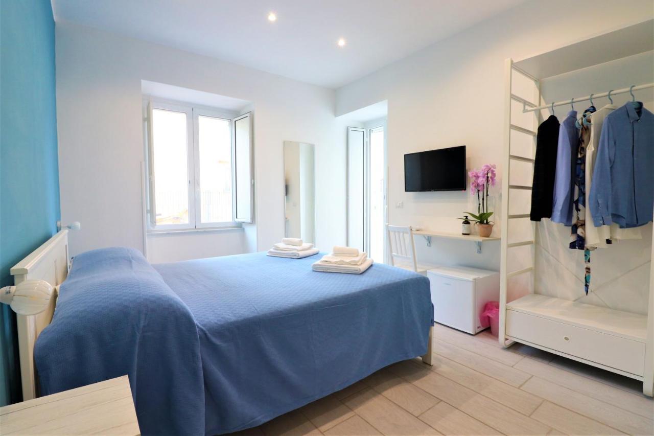Bed&Blue Sorrento Hotel ภายนอก รูปภาพ